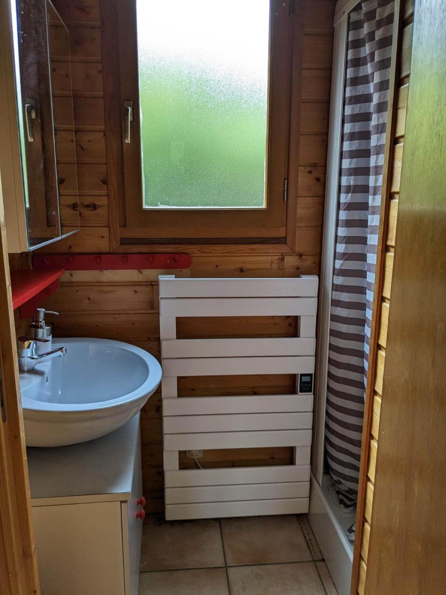 Les Chalets De La Vigne Grande Saint-Floret Esterno foto