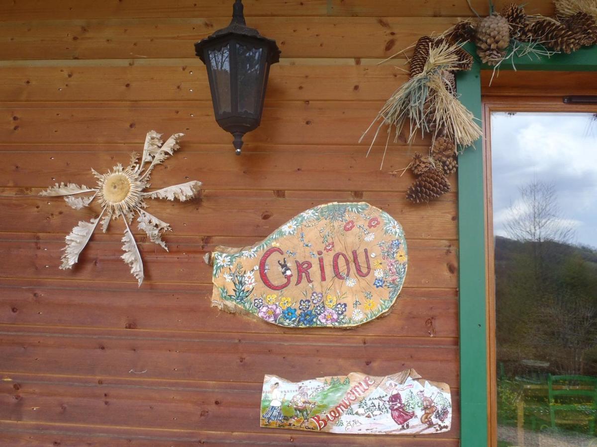Les Chalets De La Vigne Grande Saint-Floret Esterno foto