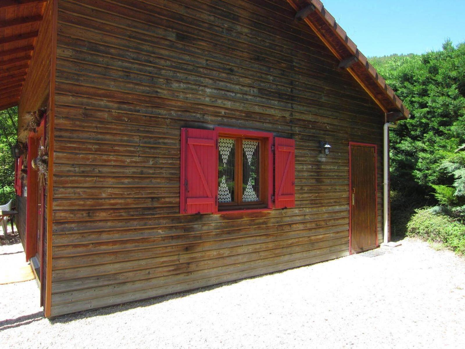 Les Chalets De La Vigne Grande Saint-Floret Esterno foto